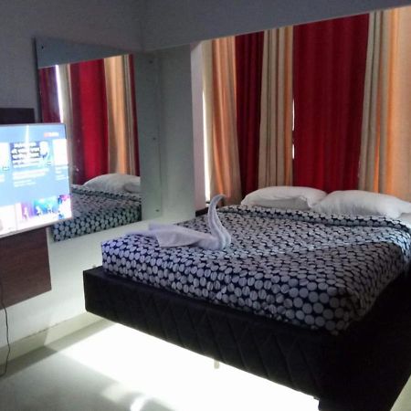 Hotel Arcane Cox's Bazar Esterno foto